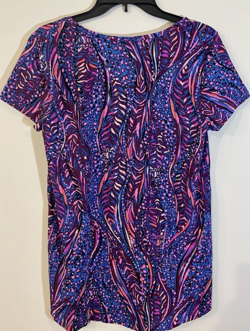Lilly Pulitzer Etta V Neck Medium M T Shirt